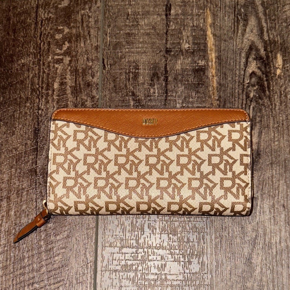 DKNY Logo Pattern Wallet in Brown and Tan
